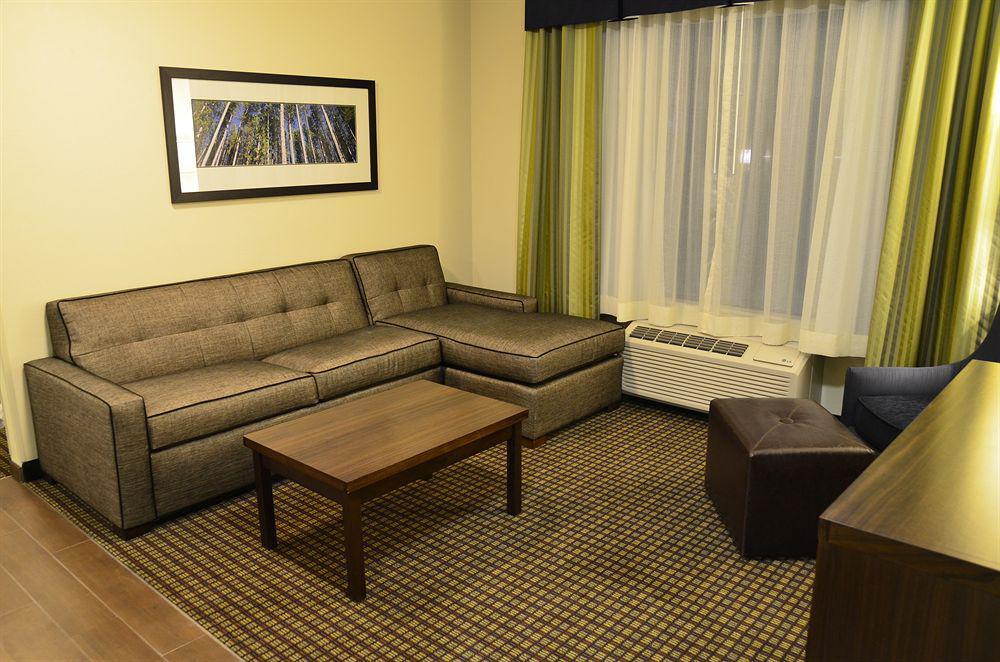Express Belgrade-bozeman Area By Ihg 2*