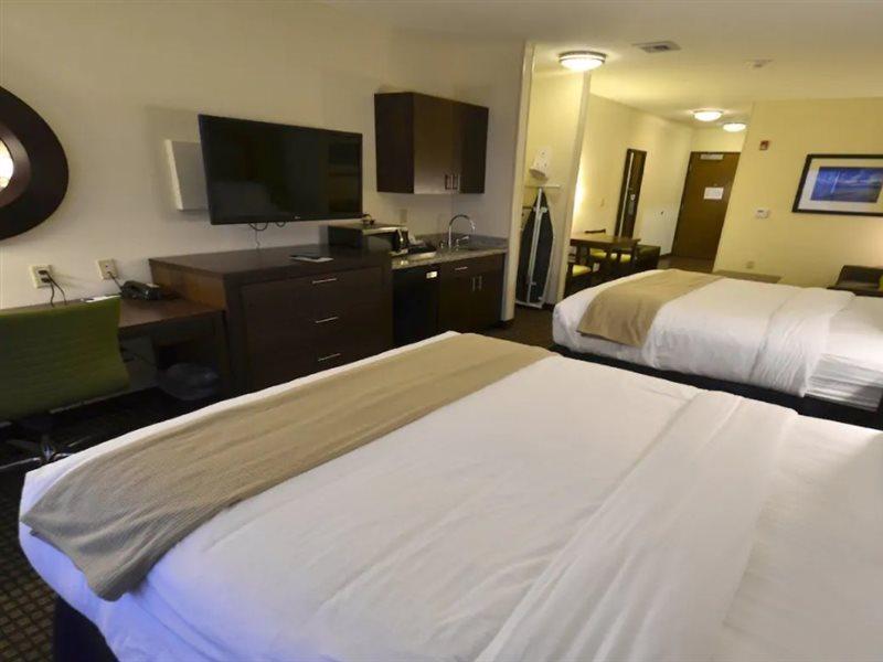 Hotel Express Belgrade-bozeman Area By Ihg Belgrade