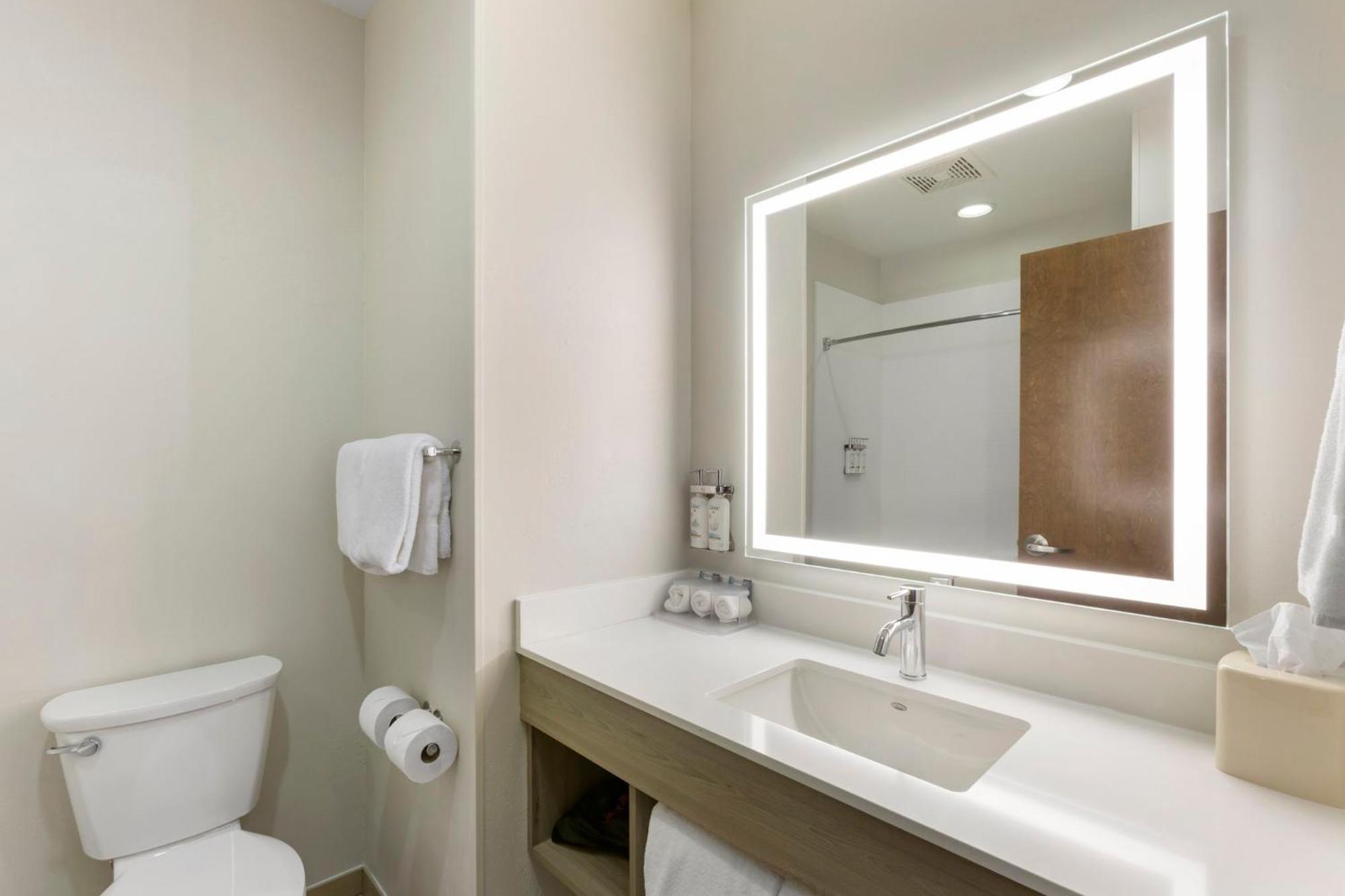 Express Belgrade-bozeman Area By Ihg Hotel