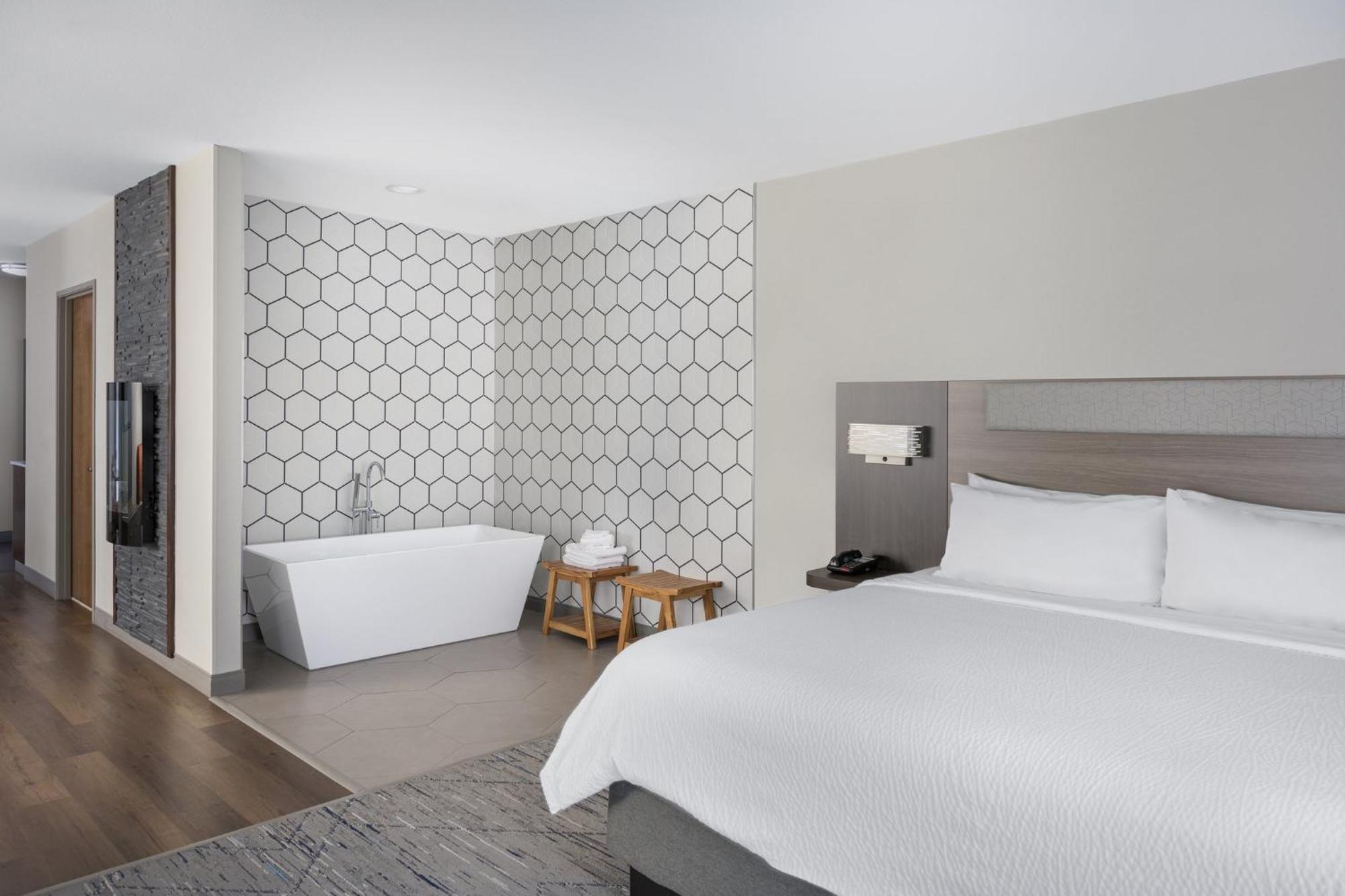 Hotel Express Belgrade-bozeman Area By Ihg Belgrade